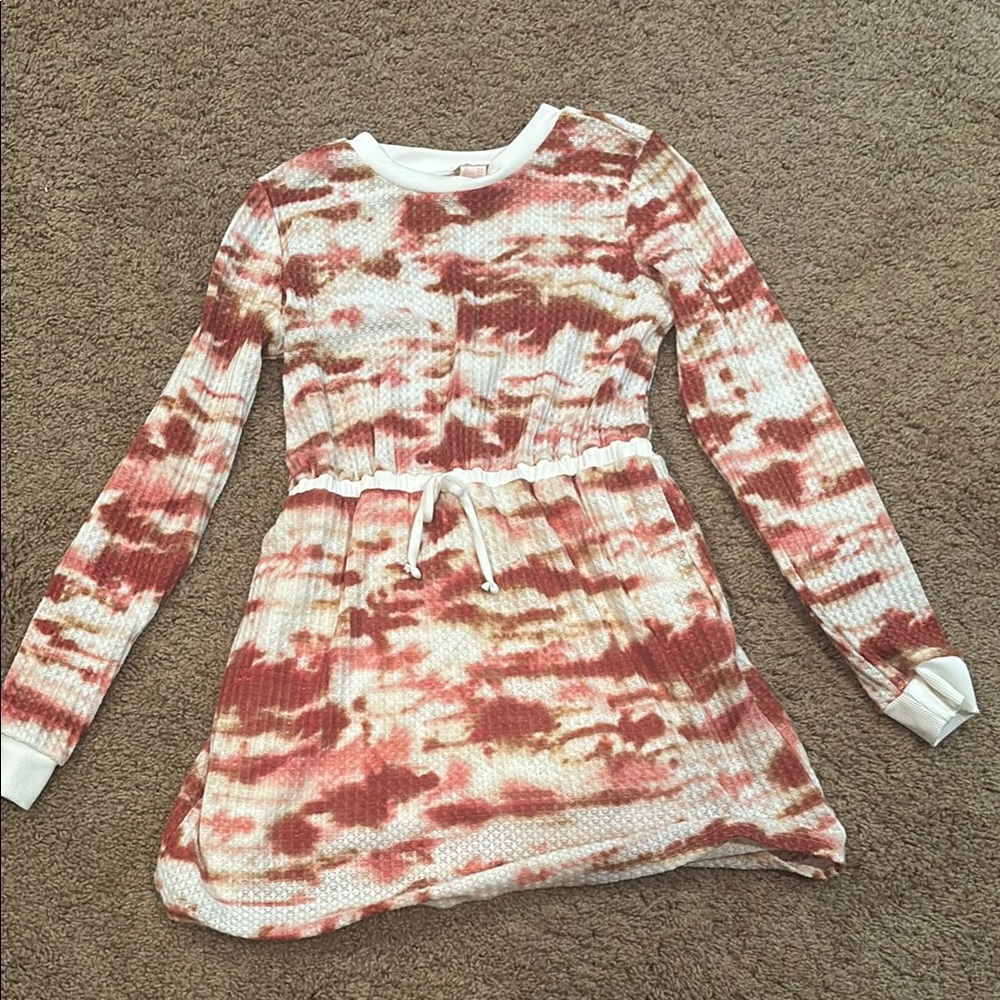 Forever 21 Red and White Casual Long Sleeve Sweater Dress